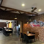 Pensjonat Moto 3*