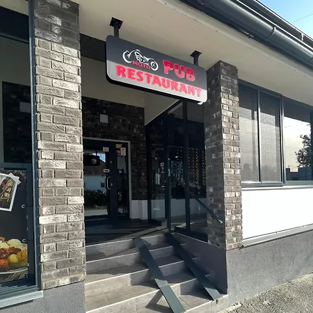 Moto 3* Michal na Ostrove