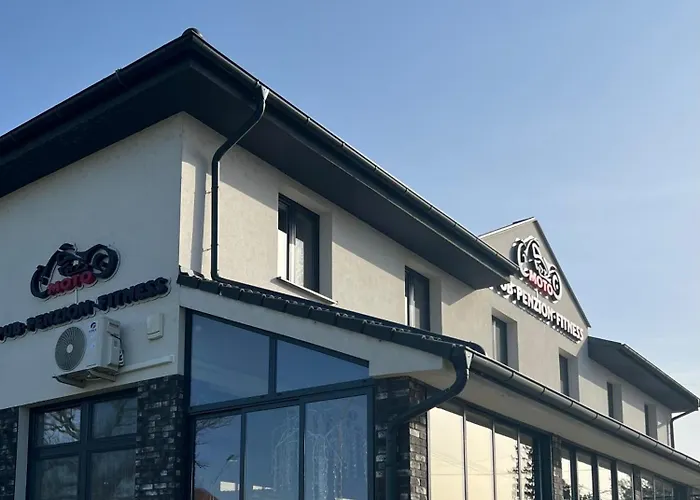 Moto Pensión Michal na Ostrove